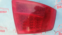 Tripla stop lampa dreapta spate Audi A8 3.0 benzin...