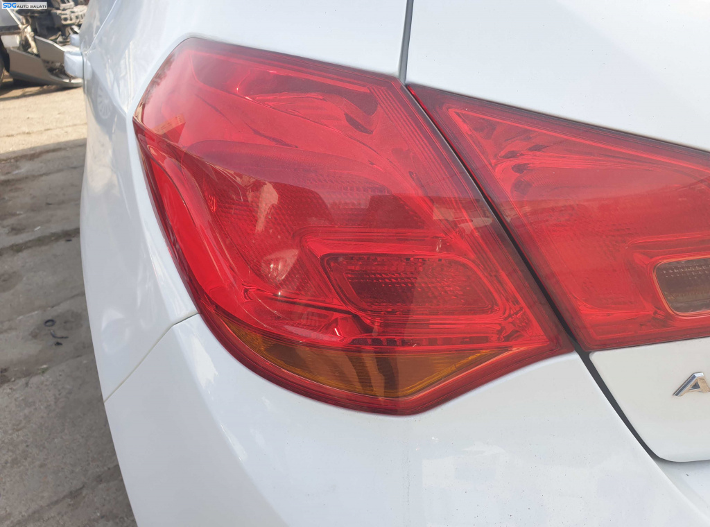 Tripla Stop Lampa Stanga de pe Aripa Caroserie Opel Astra J Hatchback NFL Non Facelift 2009 - 2012 [K3631]