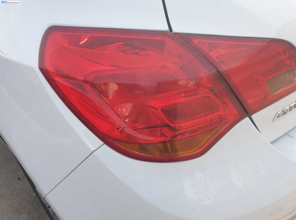 Tripla Stop Lampa Stanga de pe Aripa Caroserie Opel Astra J Hatchback NFL Non Facelift 2009 - 2012 [K3631]