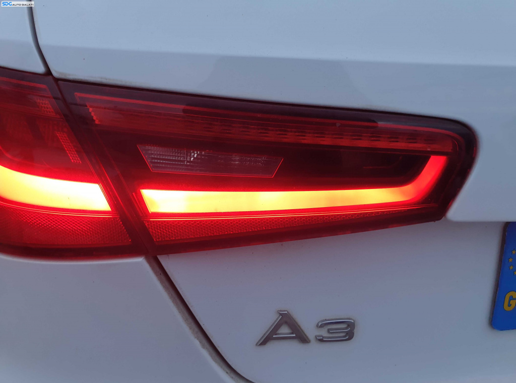 Tripla Stop Lampa Stanga de pe Haion Haion Portbagaj Audi A3 8V NFL Non Facelift 2012 - 2016 [K3278]