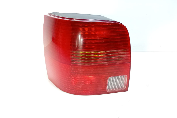 Tripla stop stanga spate 3B9945111F Volkswagen VW Passat B5 [1996 - 2000]