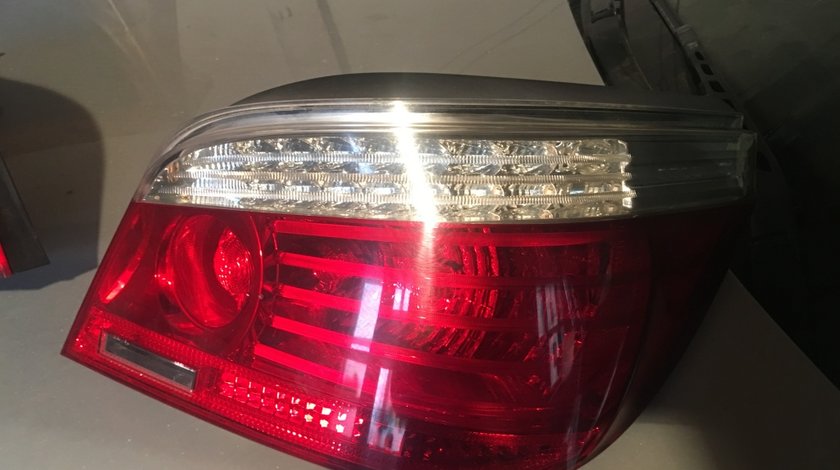 Triple Tripla stopuri spate stanga dreapta Bmw e60 Facelift Full led