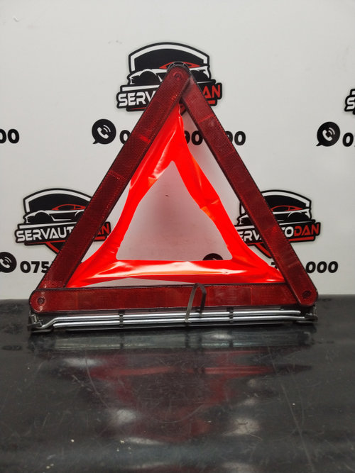 Triunghi reflectorizant BMW Seria 5 (2010-2017) [F11] 2.0 Motorina 2012, F11