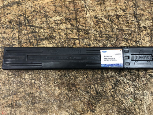 Triunghi reflectorizant Ford Fiesta MK7 hatchback 2012 (27R034004)