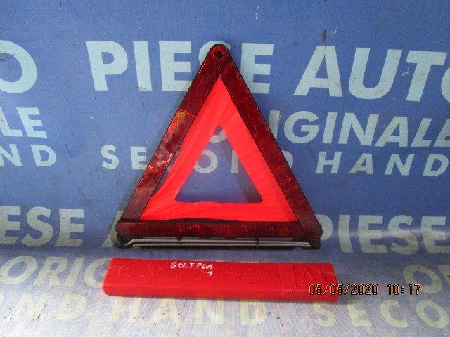 Triunghi VW Golf Plus 2005;  8D9860251B