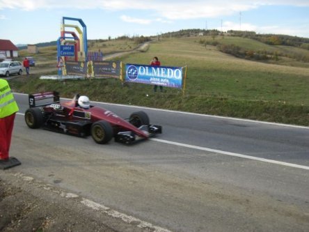 Trofeul Valea cu Flori Teliu - Daniel Onoriu lider dupa cronometrate Trofeul Valea cu Flori Teliu - Daniel Onoriu lider dupa cronometrate
