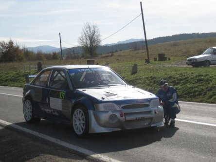 Trofeul Valea cu Flori Teliu - Hora preia initiativa Trofeul Valea cu Flori Teliu - Hora preia initiativa