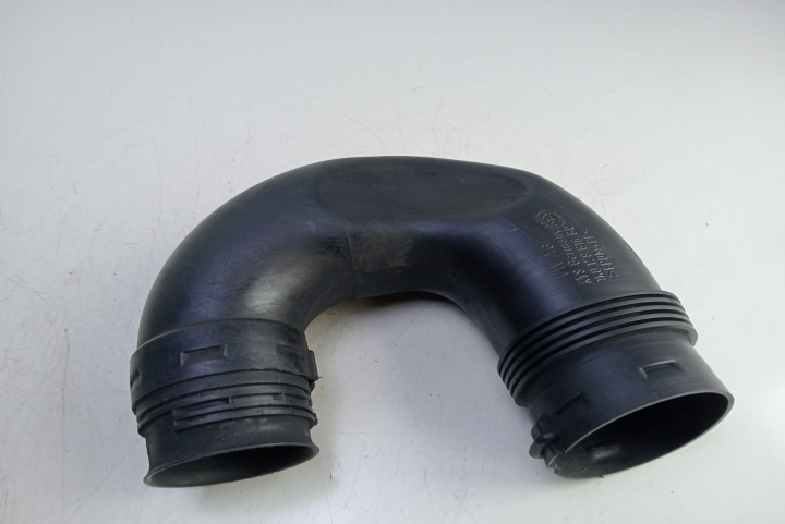 Tub admisie aer 1K0129618BQ Volkswagen VW Passat B6 [2005 - 2010]