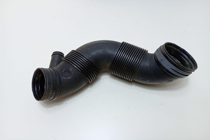Tub admisie aer 3C0129654M Volkswagen VW Golf 6 [2008 - 2015]