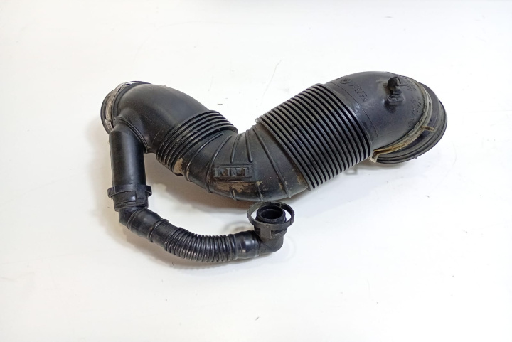 Tub admisie aer 3C0129654P Volkswagen VW Passat CC [2008 - 2012]