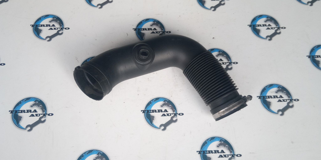 Tub admisie aer 55559325 Opel Astra H 1.8 B an fab. 2006 - 2010
