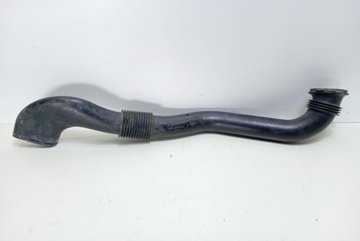 Tub admisie aer 91166663 Opel Vivaro