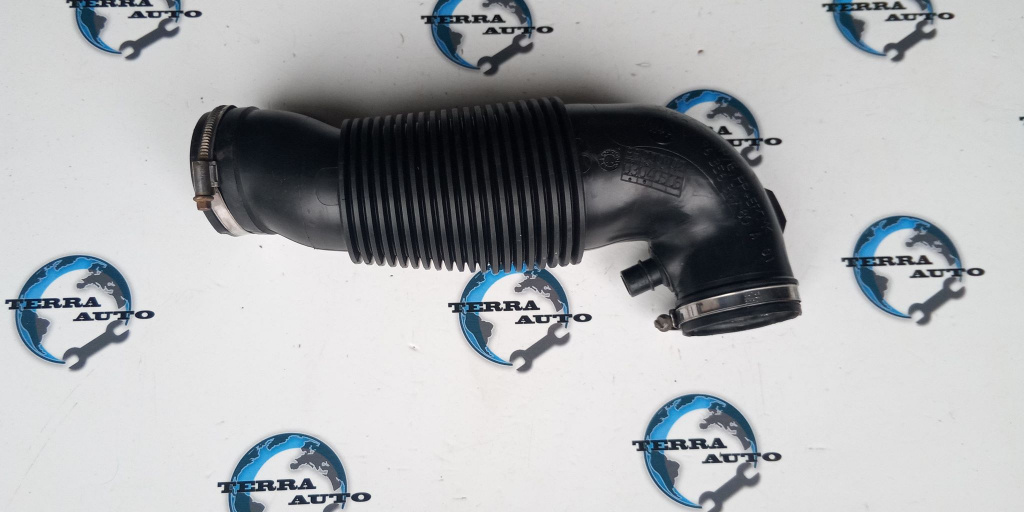 Tub admisie aer Citroen C3 1.6 16V 80 KW 109 CP cod motor NFU