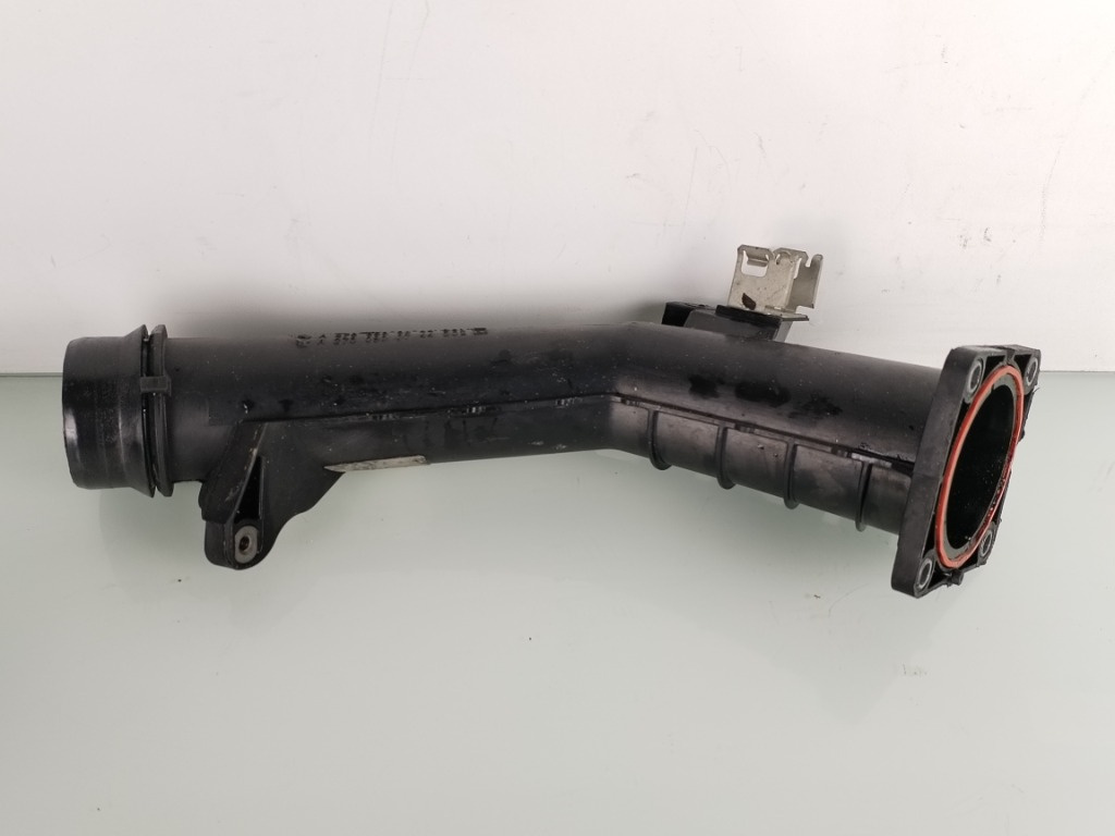 Tub admisie aer cu senzor Mercedes A Class W176 1.6B A2700900844