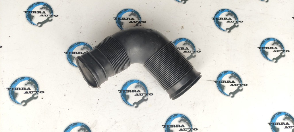 Tub admisie aer Mercedes C-Class W203 2.2 CDI cod: A6110940587