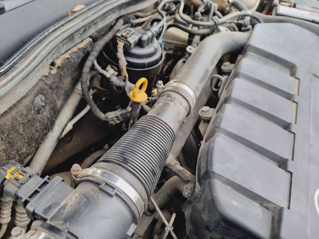 Tub admisie aer Opel Astra H [Fabr 2004-2009] 55350895 1.2 Benz Z13DTH66KW / 90CP 1.2 Benz Z13DTH 66KW / 90CP