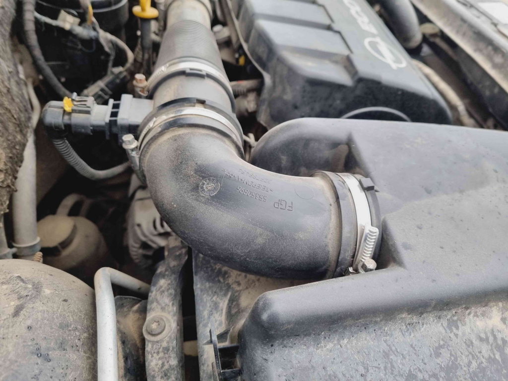 Tub admisie aer Opel Astra H [Fabr 2004-2009] 55350896 1.2 Benz Z13DTH66KW / 90CP 1.2 Benz Z13DTH 66KW / 90CP