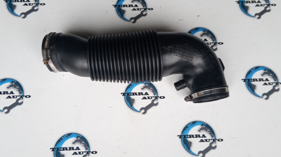 Tub admisie aer Peugeot 206 1.6 16V 80 KW 109 CP cod motor NFU
