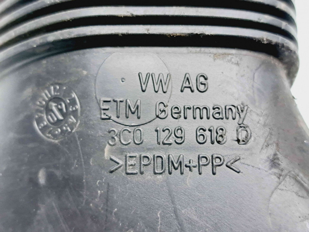 Tub admisie aer Volkswagen Passat CC (357) [Fabr 2008-2012] 3C0129618D 2.0 TDI CBAB 103KW / 140CP 2.0 TDI CBAB 103KW / 140CP