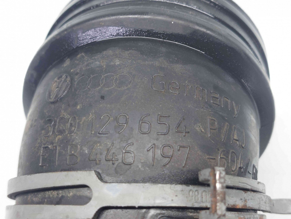 Tub admisie aer Volkswagen Passat CC (357) [Fabr 2008-2012] 3C0129654P 3C0129654AJ