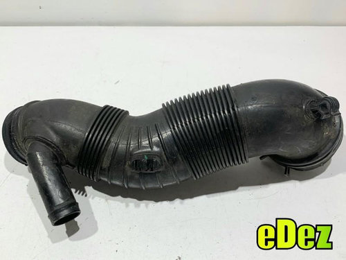 Tub admisie aer Volkswagen Tiguan (2007-2011) 5K0129856
