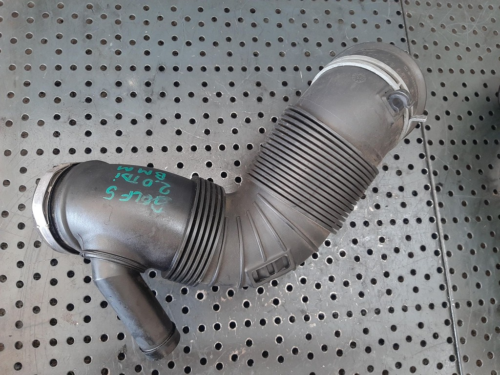 Tub admisie turbo 2.0 tdi vw golf 5 plus 5m1 golf 5 3c0129654p