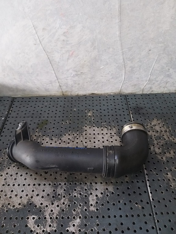 Tub furtun intercooler 2.0 tdi audi a3 8p 3c0145770b