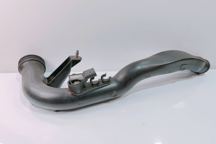 Tub furtun Intercooler cu senzor 8E0145762B Volkswagen VW Passat B5.5 [facelift] [2000 - 2005]