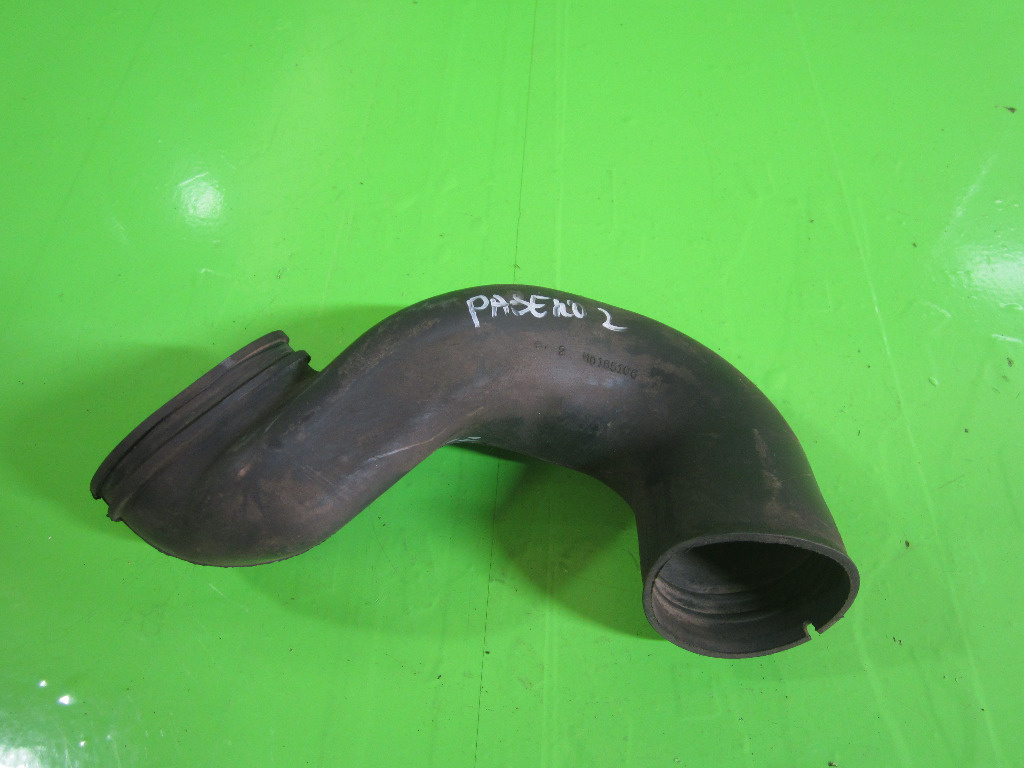 TUB / FURTUN / RACORD AER ADMISIE MITSUBISHI PAJERO 2 4x4 2.8 TD FAB. 1991 - 1999 ⭐⭐⭐⭐⭐