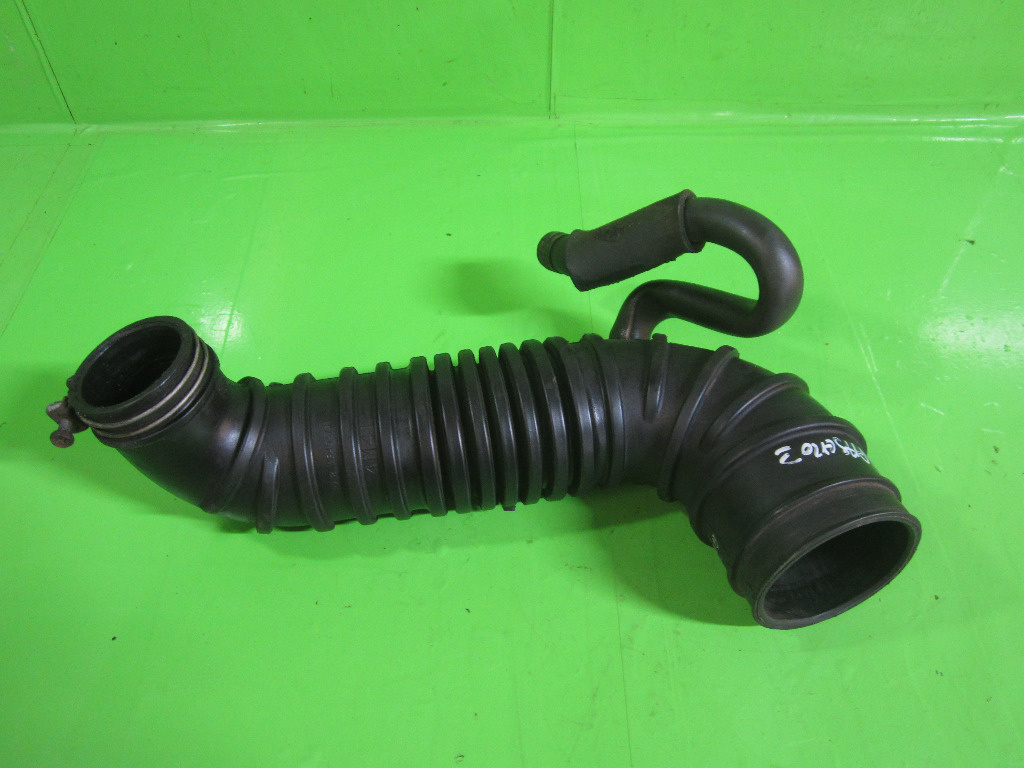 TUB / FURTUN / RACORD AER ADMISIE MITSUBISHI PAJERO III 3.2 DI-D 4X4 FAB. 1999 – 2007 ⭐⭐⭐⭐⭐
