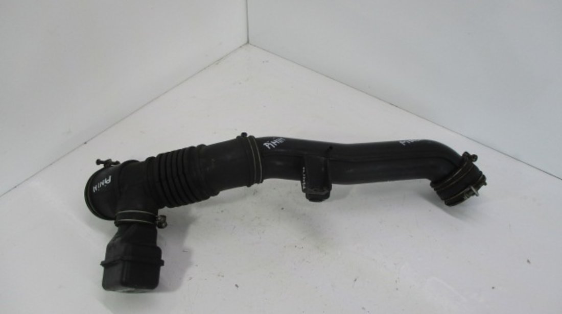 TUB / FURTUN / RACORD AER COD MD305983 MITSUBISHI PAJERO PININ 1.8 MPI FAB. 1999 – 2007 ⭐⭐⭐⭐⭐