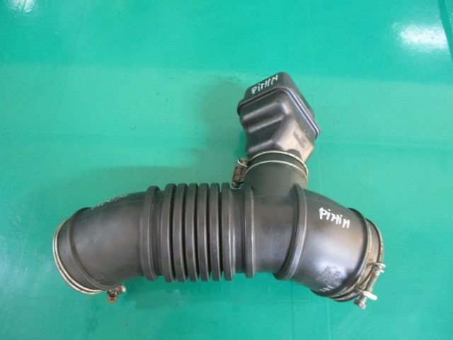 TUB / FURTUN / RACORD AER COD MR431959 MITSUBISHI PAJERO PININ 1.8 MPI FAB. 1999 – 2007 ⭐⭐⭐⭐⭐