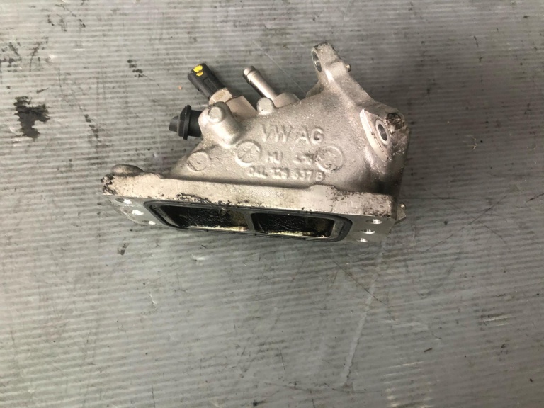 Tub galerie 2.0 tdi cnh audi a6 4g c7 04l128637b