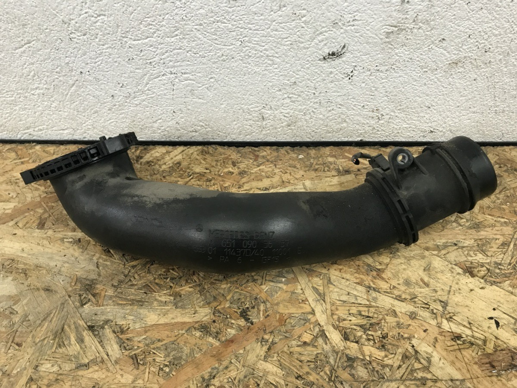 Tub intercooler GLK 2.2 CDI suv 2009 (A6510903637)