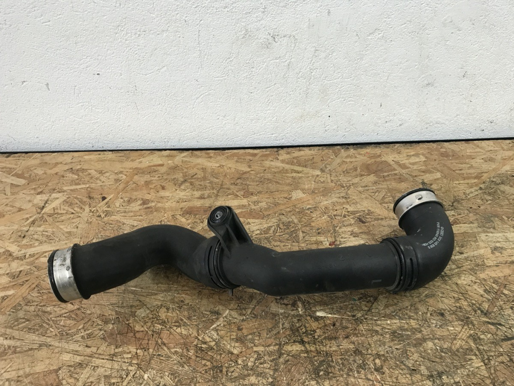 Tub intercooler Passat B6 2.0 TDI BMP 08 sedan 2007 (3C0145770B)