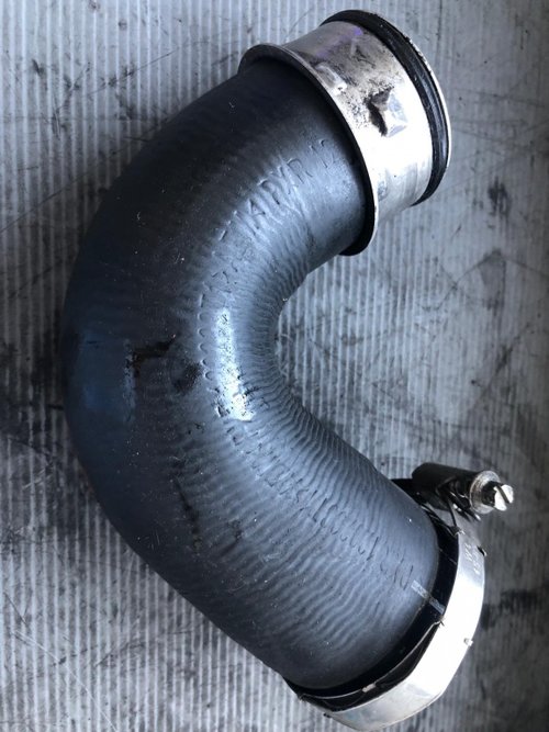 Tub intercooler porsche cayenne 92a 3.0tdi 7p0145708a