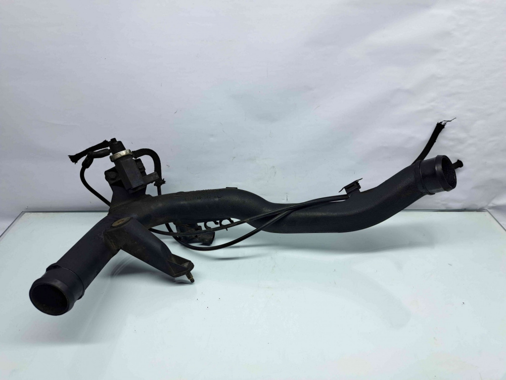Tub intercooler Volkswagen Passat B5.5 (3B3) [Fabr 2000-2004] 8D0145840S 8E0145762A 1.9 TDI AVB 1.9 TDI AVB 74KW / 101CP