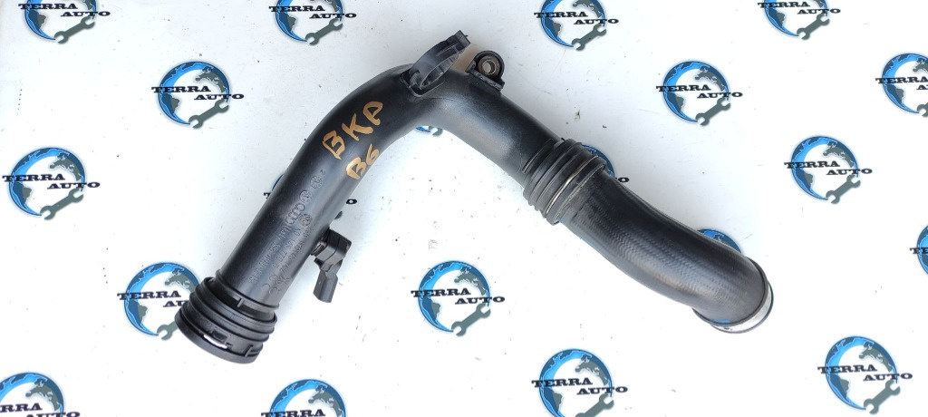 Tub intercooler VW Passat B6 2.0 TDI cod: 1K0145770D