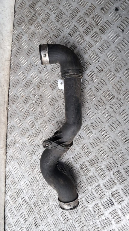 Tub intercooler Vw Touran 1.9 TDI 105CP / 77 KW cod motor BLS transmisie manuala 6+1 an 2007 cod 3c0...