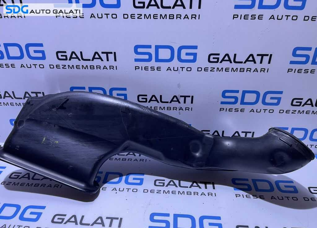 Tub Tubulatura Difuzor Captare Aer Opel Astra H 1.7 CDTI 2004 - 2010 Cod 55351756[S0331]