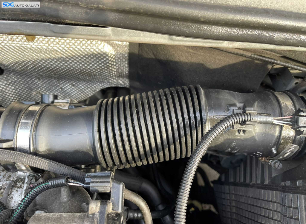 Tub Tubulatura Racord Conducta Aer Dacia Duster 1.5 DCI 2010 - 2018 Cod 165757148R 165757148 [C4661]
