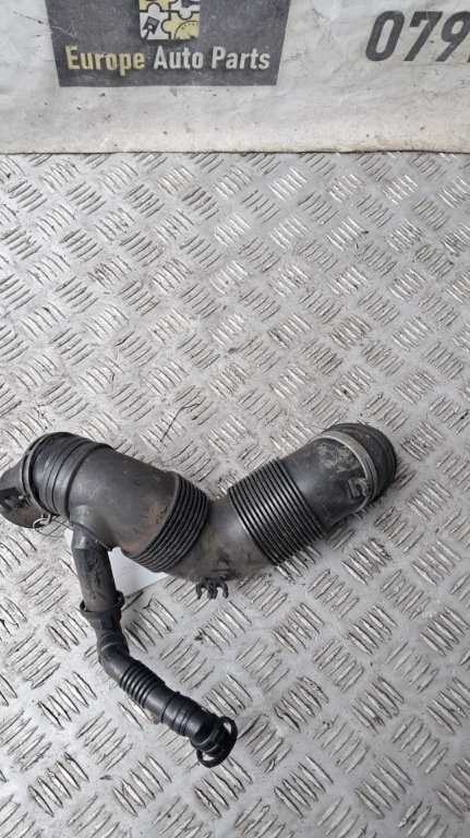 Tub turbo Vw Jetta 1.9 TDI 105CP / 77 KW cod motor BLS transmisie manuala 6+1 an 2007 cod 3C0129654M