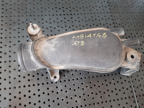 Tubulatura admisie 1.4 mpi benzina atz skoda fabia 1 047129654b