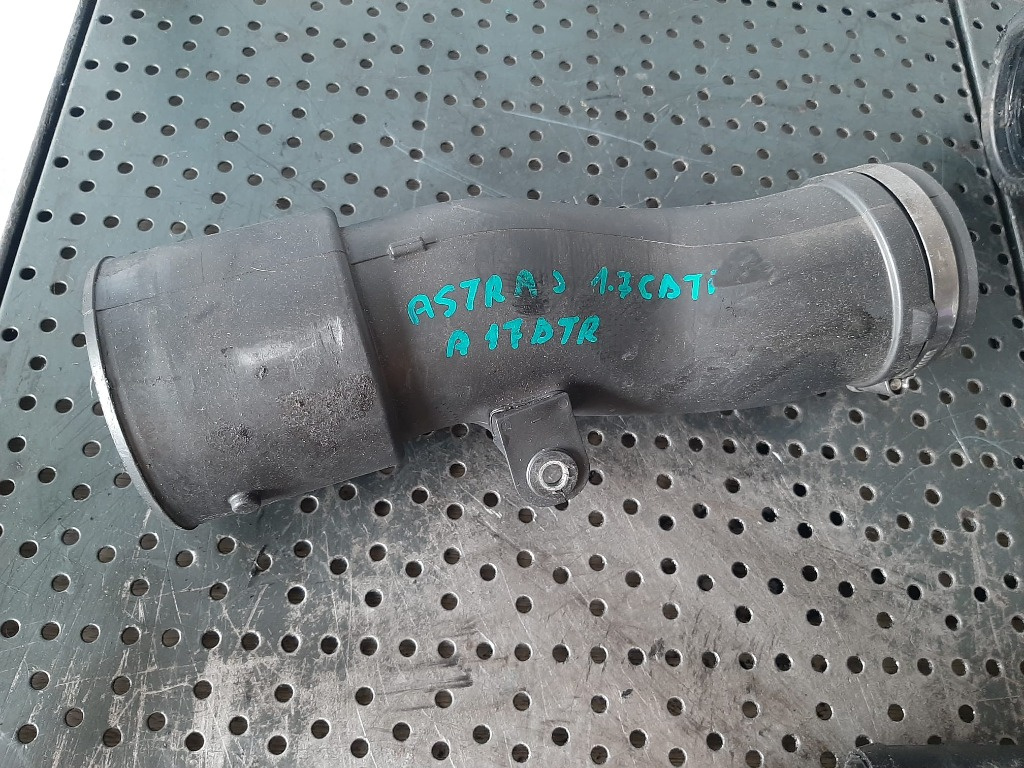 Tubulatura admisie 1.7cdti a17dtr opel astra j 1039897s01