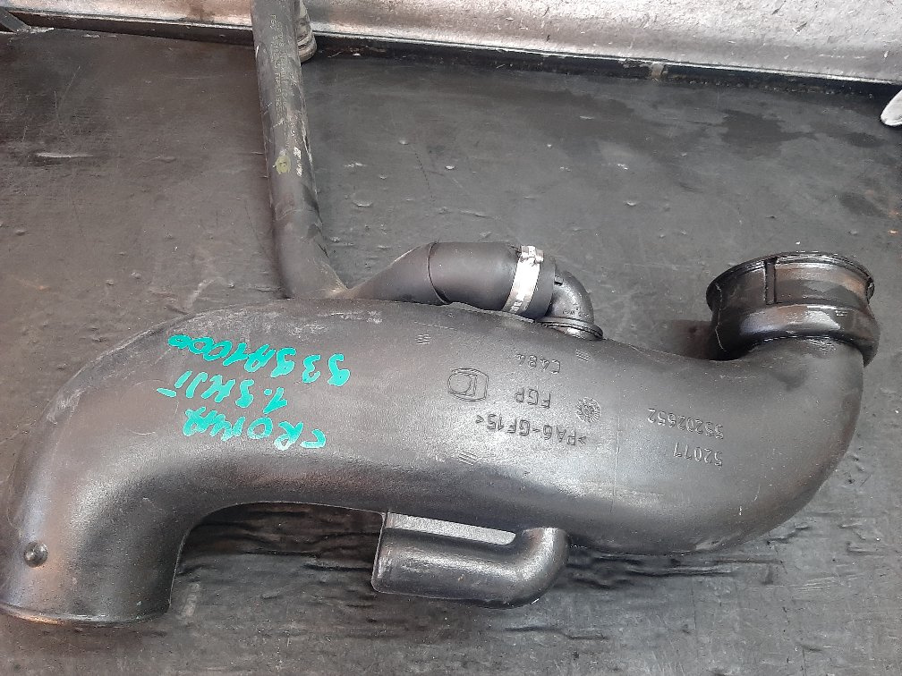 Tubulatura admisie 1.9 d multijet fiat croma 55202652