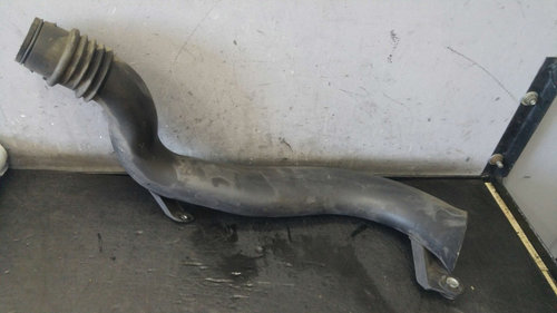 Tubulatura admisie 1.9 jtd alfa romeo 159 939 51782843