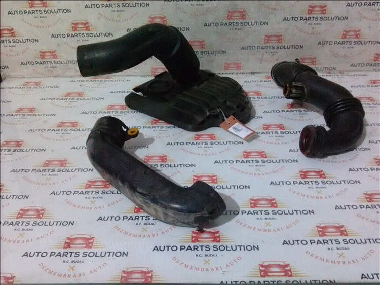 Tubulatura admisie ( 1 buc ) PEUGEOT 307 1.6 HDI an fabr. 2006