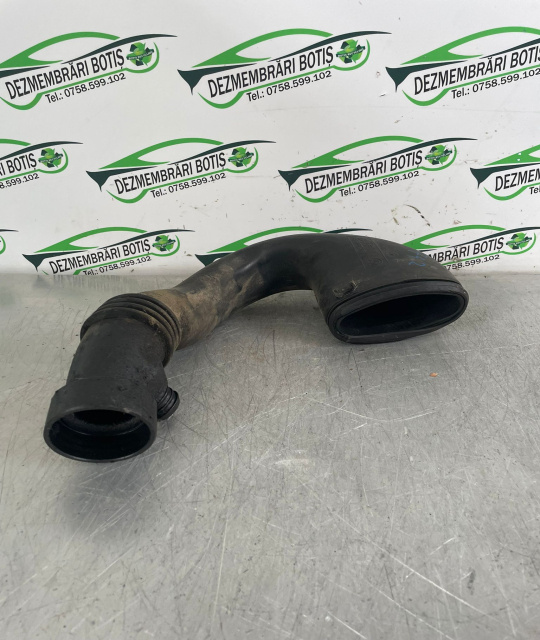 Tubulatura admisie 13712247394 BMW Seria 3 E46 [1997 - 2003] Sedan 4-usi 320d MT (136 hp)