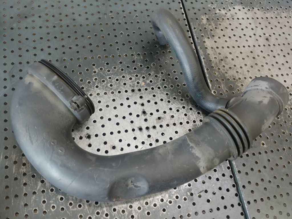 Tubulatura admisie 3.0 d 306d1 bmw x5 e53 7786002