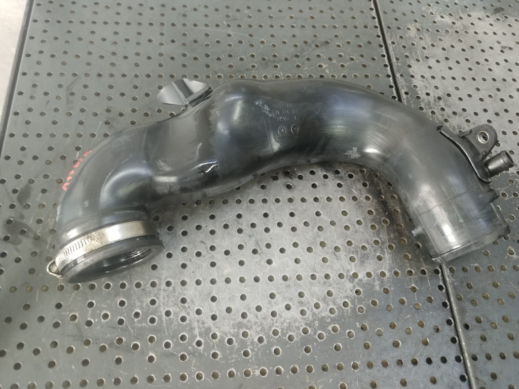 Tubulatura admisie aer 1.7 cdti a17dtr opel astra j 55577108 446362